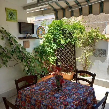 L'arco Apartment *